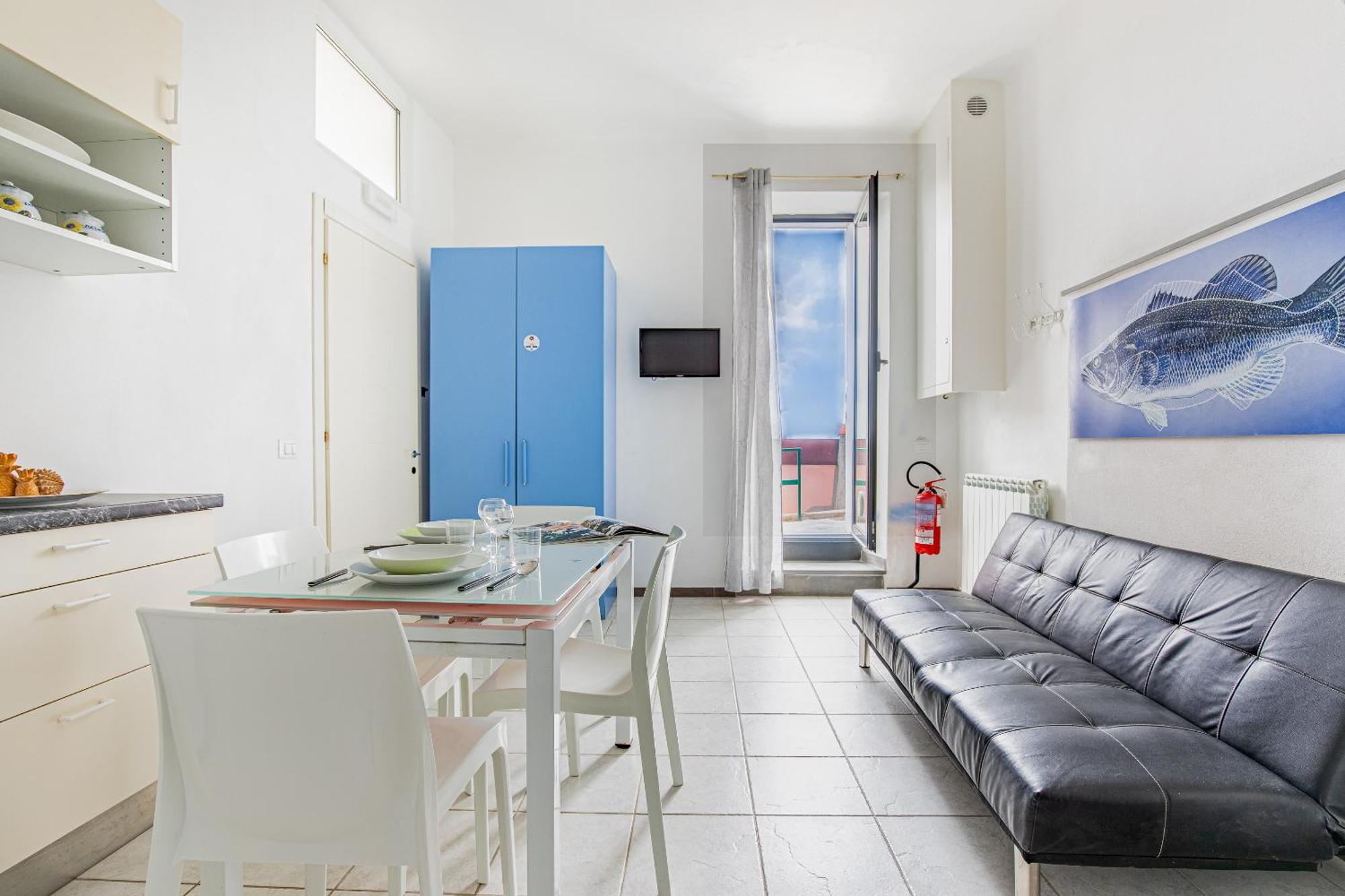 Pepita Apartment , Big Window To The Sea มานารอลา ภายนอก รูปภาพ